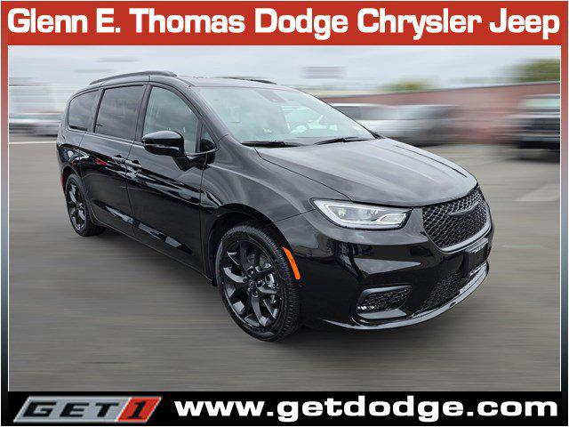 2025 Chrysler Pacifica PACIFICA LIMITED