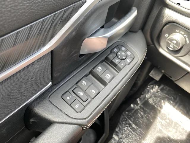2025 Ram 2500 Big Horn Crew Cab 4x4 6'4" Box