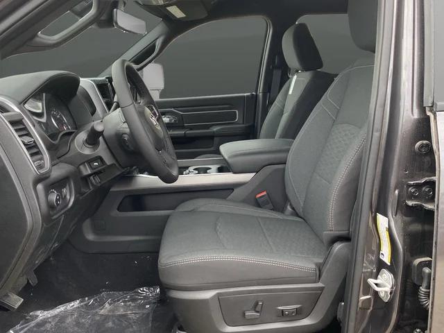 2025 Ram 2500 Big Horn Crew Cab 4x4 6'4" Box