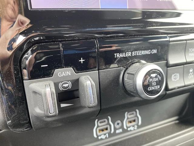 2025 Ram 2500 Big Horn Crew Cab 4x4 6'4" Box