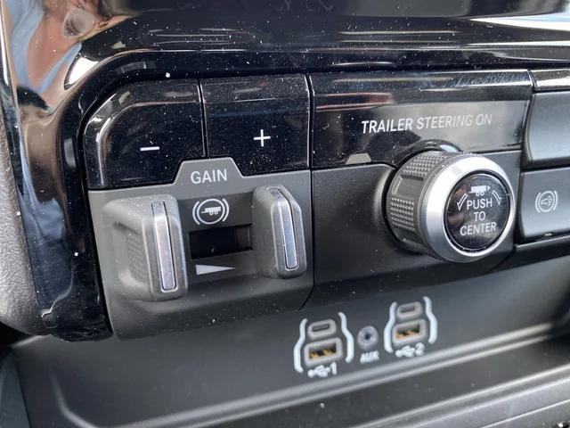 2025 Ram 2500 Big Horn Crew Cab 4x4 6'4" Box
