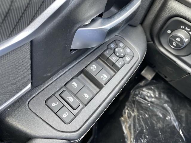 2025 Ram 2500 Big Horn Crew Cab 4x4 6'4" Box