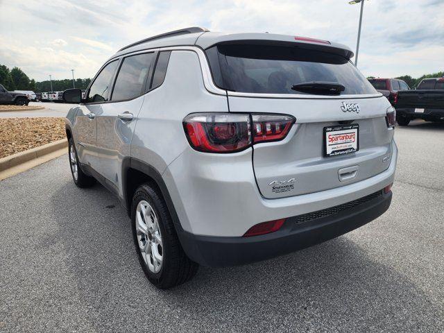 2025 Jeep Compass COMPASS LATITUDE 4X4
