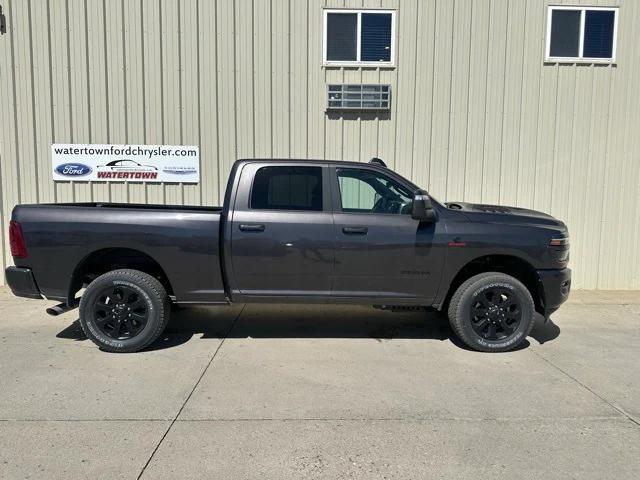 2025 RAM Ram 3500 RAM 3500 LARAMIE CREW CAB 4X4 64 BOX 2025 RAM Ram 3500 RAM 3500 LARAMIE CREW CAB 4X4 64 BOX