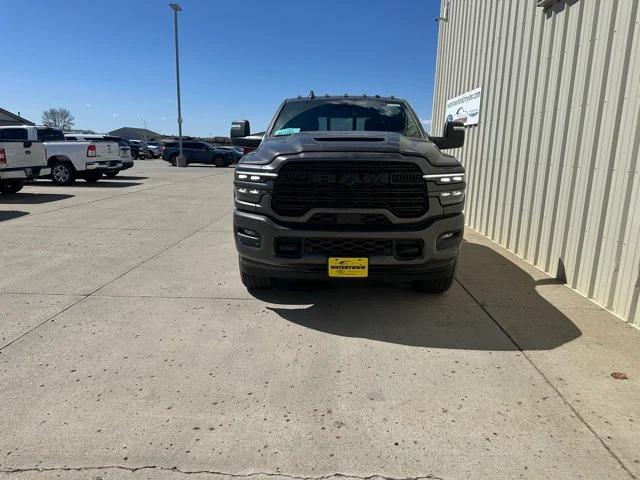 2025 RAM Ram 3500 RAM 3500 LARAMIE CREW CAB 4X4 64 BOX 2025 RAM Ram 3500 RAM 3500 LARAMIE CREW CAB 4X4 64 BOX