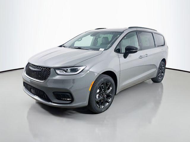 2025 Chrysler Pacifica PACIFICA LIMITED AWD