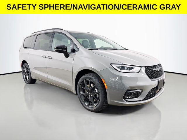 2025 Chrysler Pacifica PACIFICA LIMITED AWD