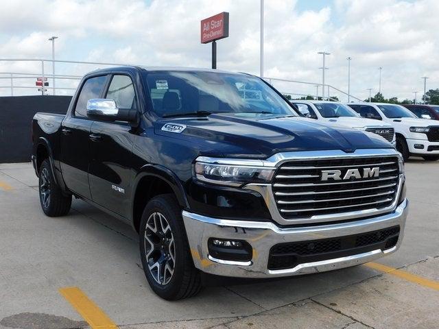 2025 RAM Ram 1500 RAM 1500 LARAMIE CREW CAB 4X2 57 BOX