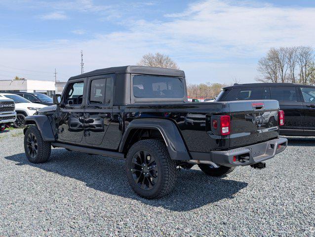 2025 Jeep Gladiator GLADIATOR NIGHTHAWK 4X4