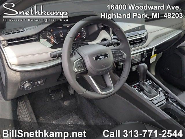 2025 Jeep Compass COMPASS LIMITED 4X4