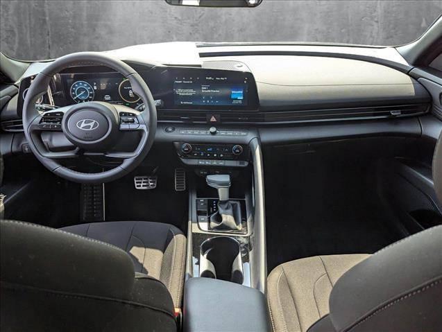2025 Hyundai Elantra Hybrid SEL Sport