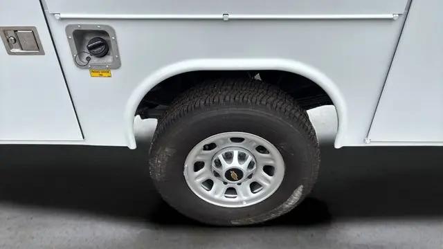 2025 Chevrolet Silverado 3500HD 4WD Double Cab Long Bed Work Truck