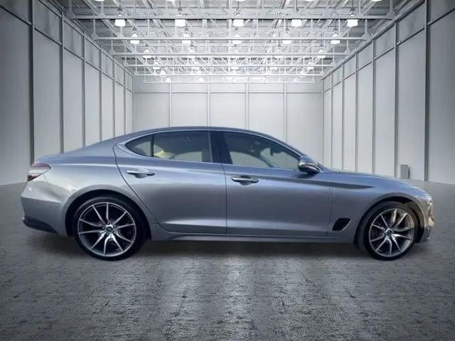 2023 Genesis G70 2.0T AWD