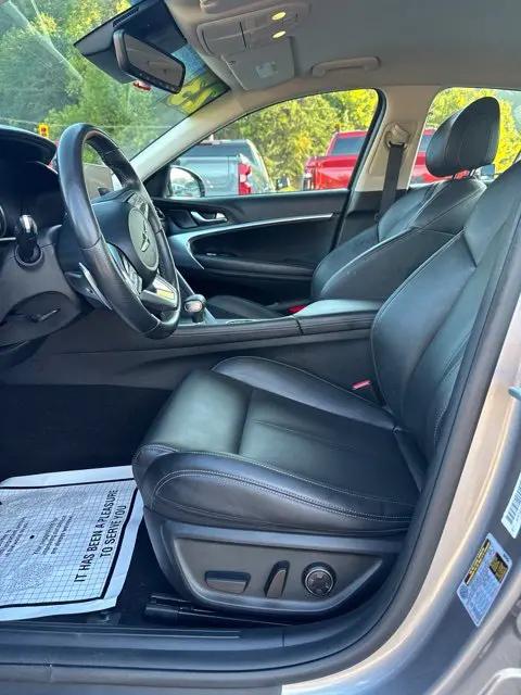 2023 Genesis G70 2.0T AWD