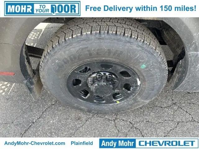 2025 Chevrolet 400 Unknown