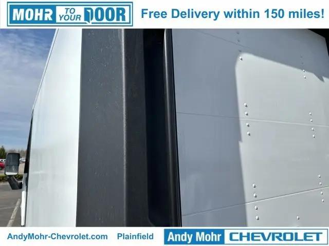 2025 Chevrolet 400 Unknown