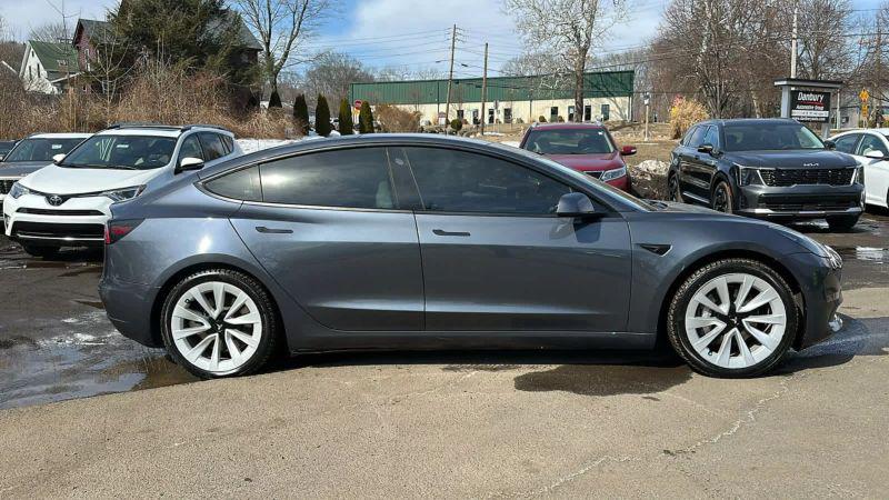 2022 Tesla Model 3 Long Range Dual Motor All-Wheel Drive