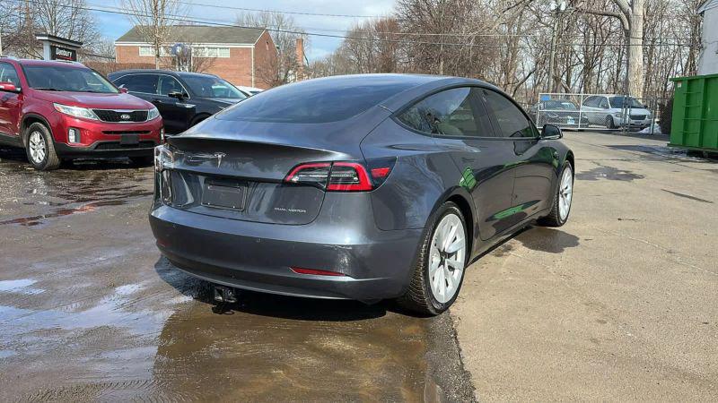 2022 Tesla Model 3 Long Range Dual Motor All-Wheel Drive