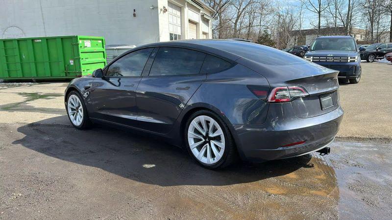 2022 Tesla Model 3 Long Range Dual Motor All-Wheel Drive
