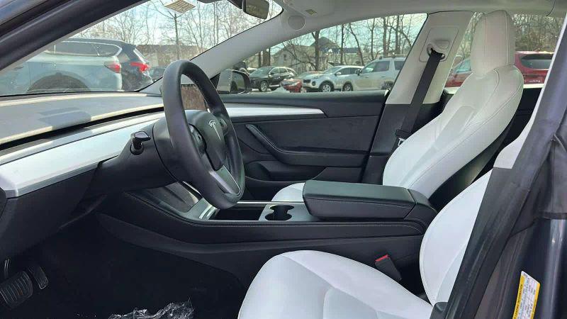 2022 Tesla Model 3 Long Range Dual Motor All-Wheel Drive