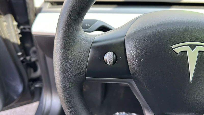 2022 Tesla Model 3 Long Range Dual Motor All-Wheel Drive