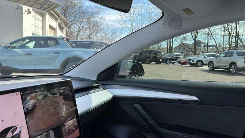 2022 Tesla Model 3 Long Range Dual Motor All-Wheel Drive