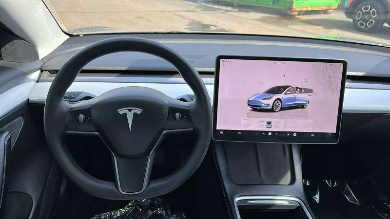 2022 Tesla Model 3 Long Range Dual Motor All-Wheel Drive