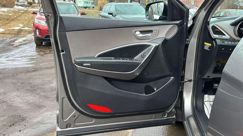 2017 Hyundai Santa Fe Sport 2.0T Ultimate