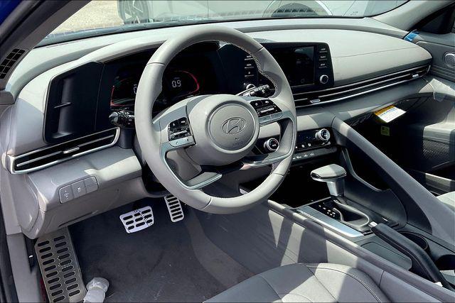 New 2025 Hyundai Elantra For Sale in Olive Branch, MS