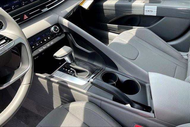 New 2025 Hyundai Elantra For Sale in Olive Branch, MS