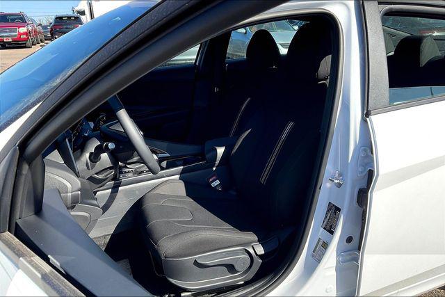 New 2025 Hyundai Elantra Hybrid For Sale in Olive Branch, MS