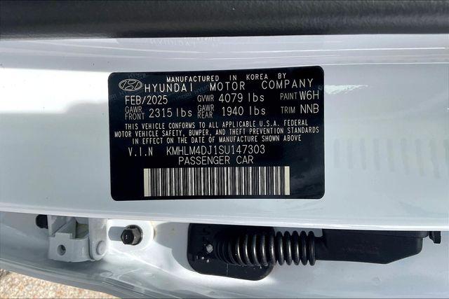 New 2025 Hyundai Elantra Hybrid For Sale in Olive Branch, MS