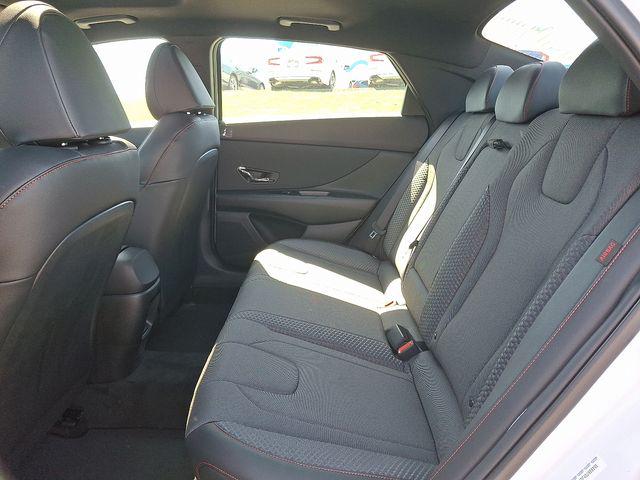 2025 Hyundai Elantra N Line - Photo 10