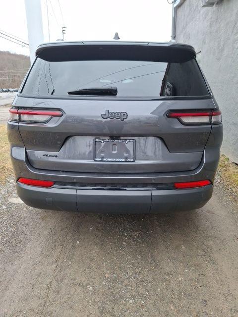 2023 Jeep Grand Cherokee L Altitude 4x4