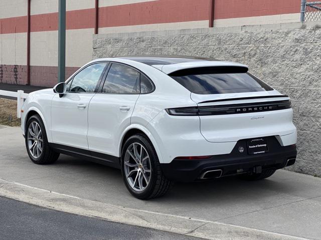 2024 Porsche Cayenne Unknown