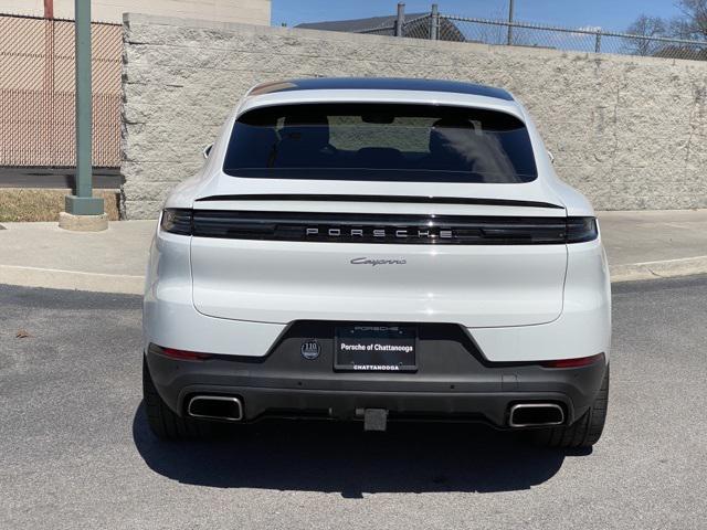 2024 Porsche Cayenne Unknown