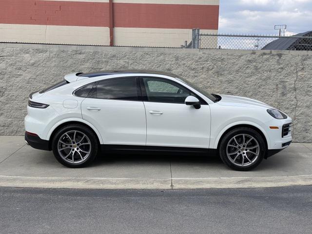 2024 Porsche Cayenne Unknown