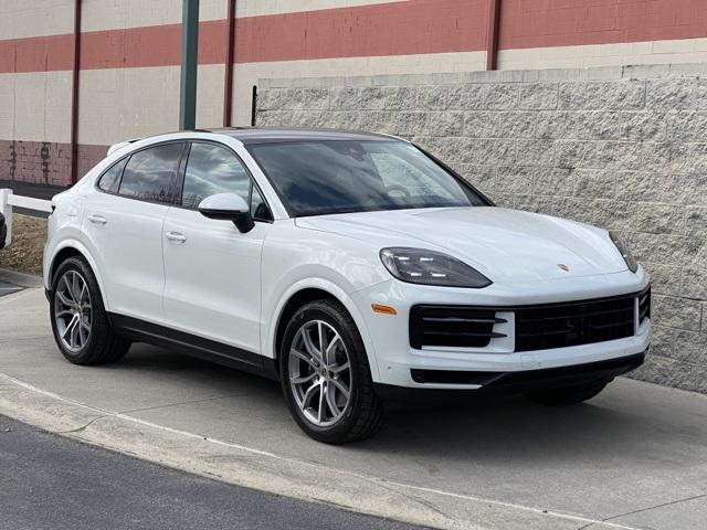 2024 Porsche Cayenne Unknown
