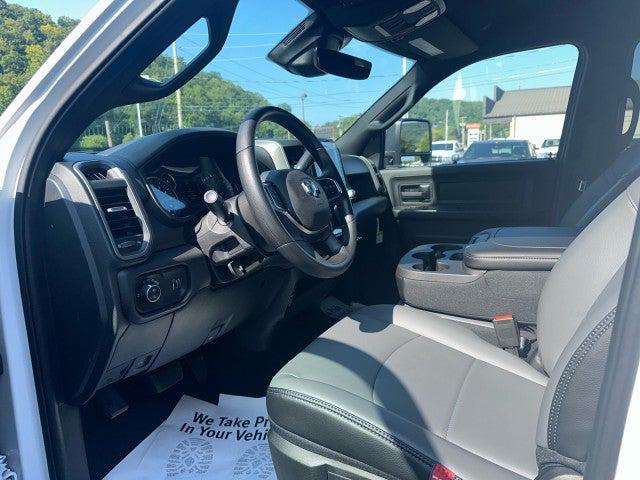 2025 Ram 2500 Tradesman Crew Cab 4x4 6'4" Box