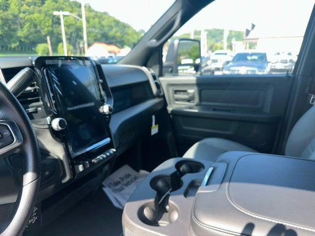 2025 Ram 2500 Tradesman Crew Cab 4x4 6'4" Box