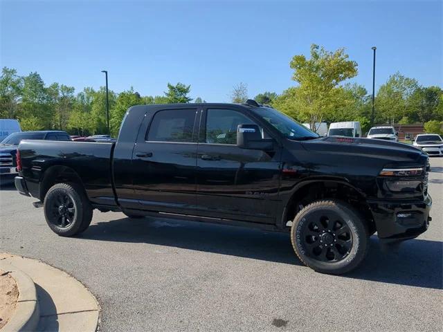 2025 RAM Ram 2500 RAM 2500 LARAMIE MEGA CAB 4X4 64 BOX