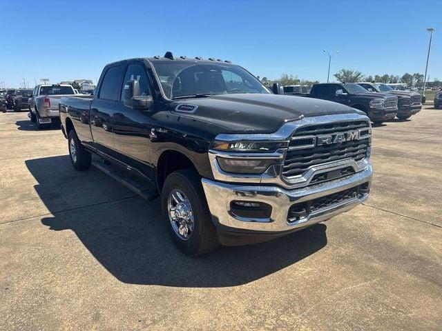 2025 RAM Ram 3500 RAM 3500 TRADESMAN CREW CAB 4X4 8 BOX