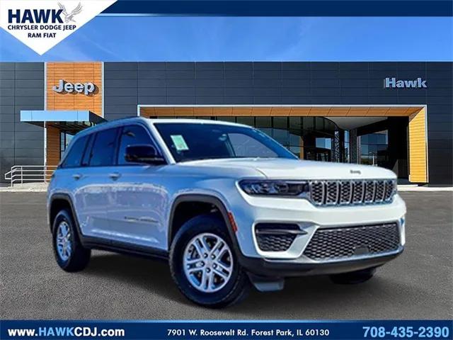 2025 Jeep Grand Cherokee Laredo 4x4
