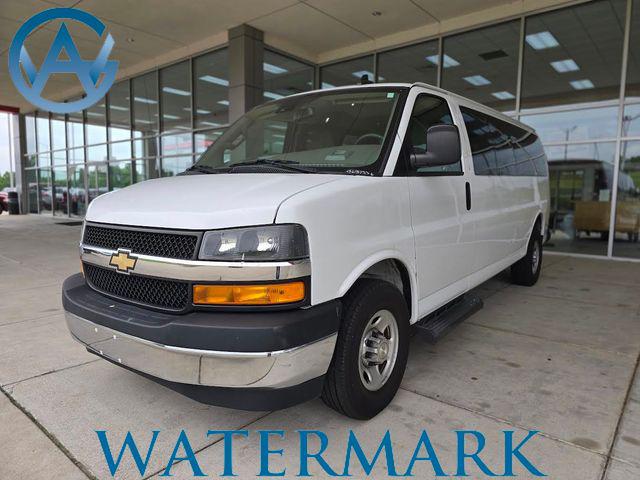 2021 Chevrolet Express Passenger RWD 3500 Extended Wheelbase LT