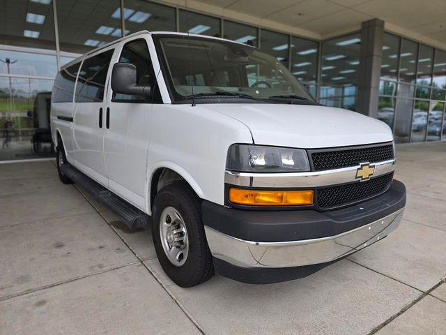 2021 Chevrolet Express Passenger RWD 3500 Extended Wheelbase LT