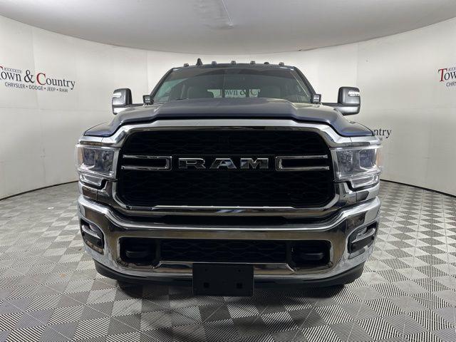 2024 RAM 2500 Tradesman Crew Cab 4x4 8 Box
