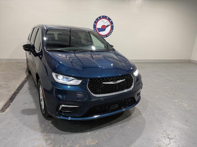 2025 Chrysler Pacifica PACIFICA SELECT