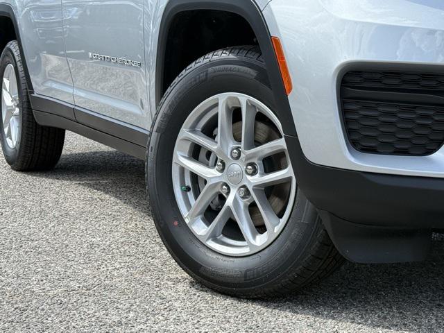 2025 Jeep Grand Cherokee GRAND CHEROKEE LAREDO X 4X2 2025 Jeep Grand Cherokee GRAND CHEROKEE LAREDO X 4X2