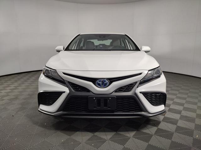 2023 Toyota Camry SE Hybrid