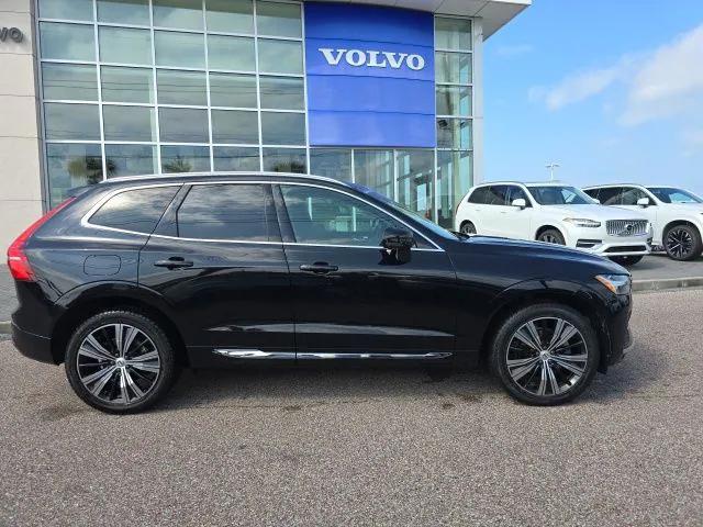 2022 Volvo XC60 B5 Inscription